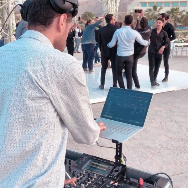 DJ Mido
