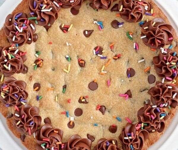 Cookies Cake With Nutella By  Cookies & Flowers