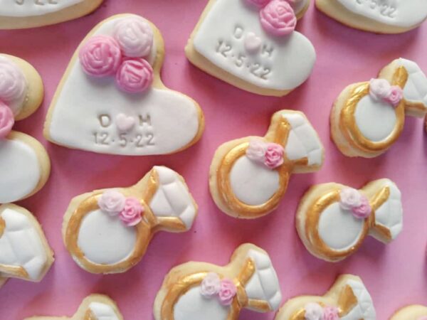 Wedding Box 3 By Cookies & Flowers - Image 4