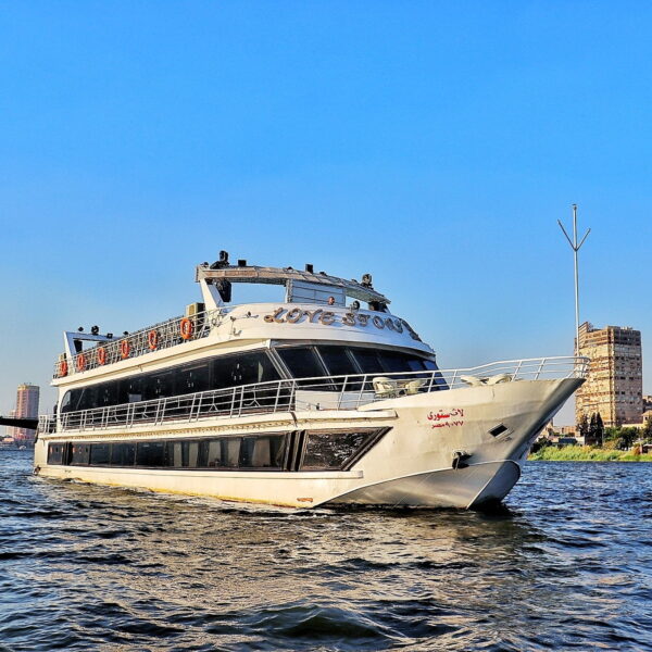 Dream Yacht - Image 2