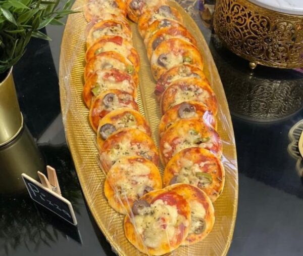 Mini Pizza Salami by Bites