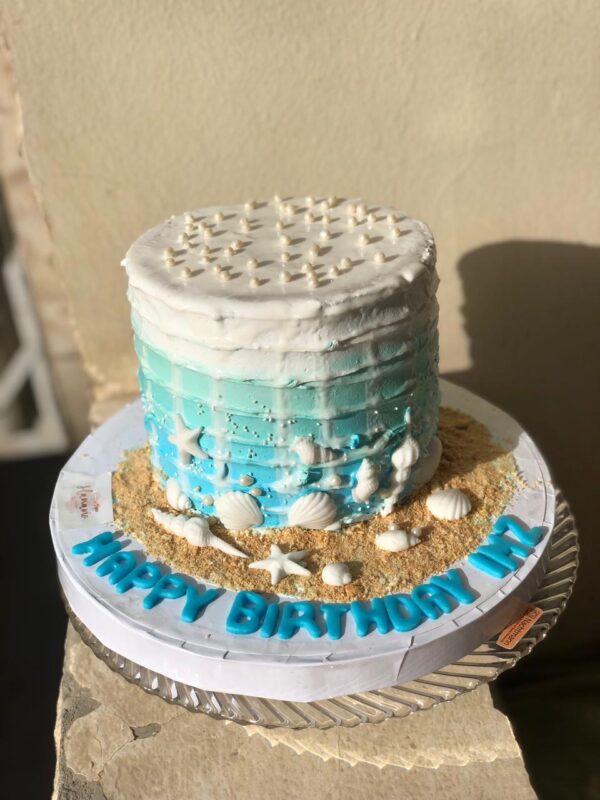 Birthday cake by Hanavio