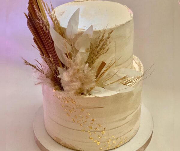 Simply Elegant cake by Hanavio