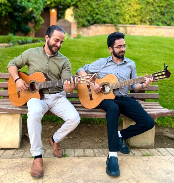 K.azabb guitariest - Image 2