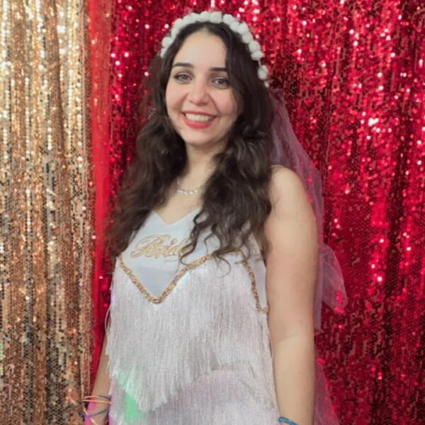 Platinum Package Henna Show By The Hot Miss - Image 2
