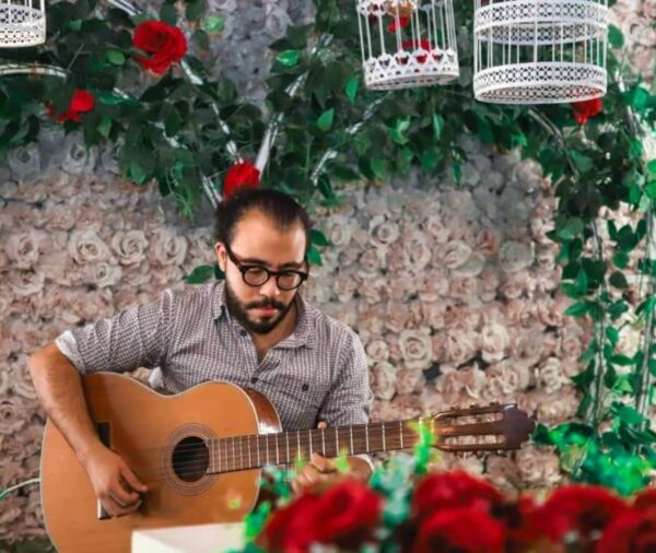 Moataz Guitarist