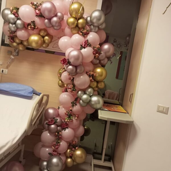 New Born Floral Balloons Arch